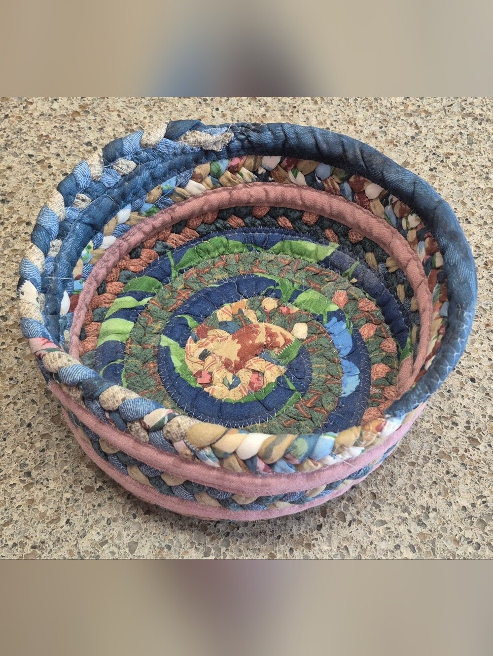​Handmade Coiled Braided Fabric Basket Bowl Country Farmhouse Tbl Decor Storage